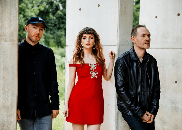 ๐ด๓ ง๓ ข๓ ณ๓ ฃ๓ ด๓ ฟ CHVRCHES